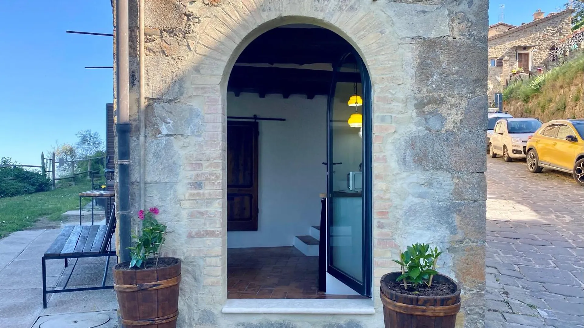 Villa Corner Nest In Montalcino